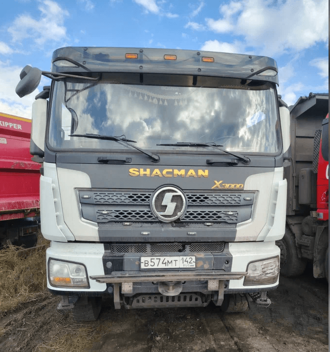 Shacman SX33186V366,  190 948 км, 2022 года в лизинг