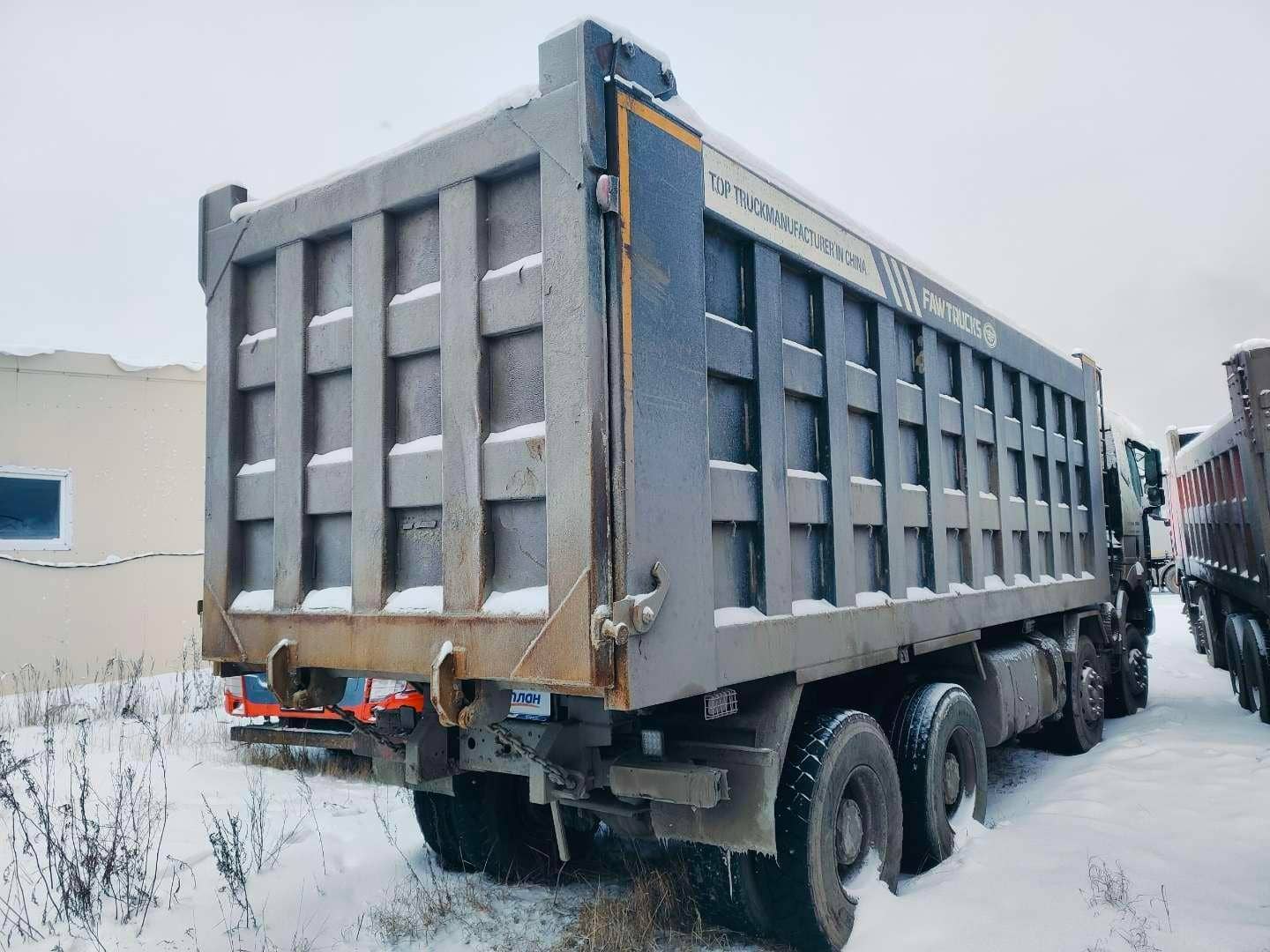 FAW CA3310P66K24T4E4 8x4 (E4),  225 000 км, 2022 года в лизинг