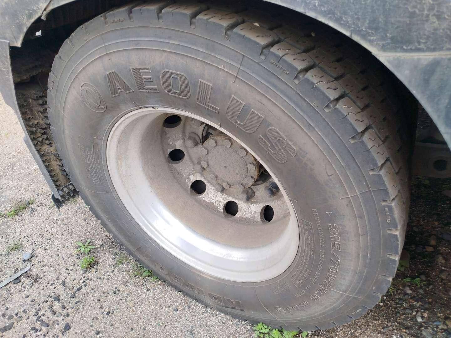 Shacman SX4188YY381,  196 985 км, 2023 года в лизинг