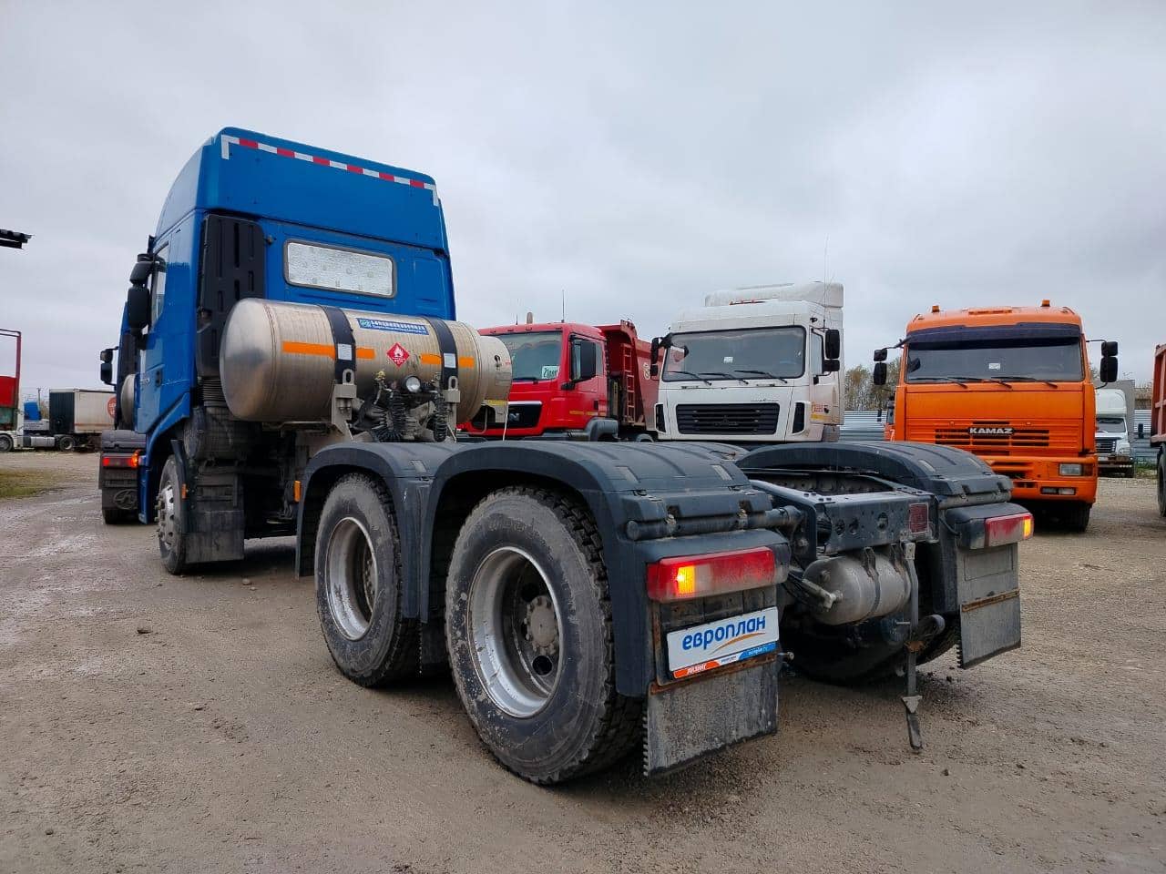 HONGYAN CQ4187HD12381T LNG,  82 010 км, 2023 года в лизинг