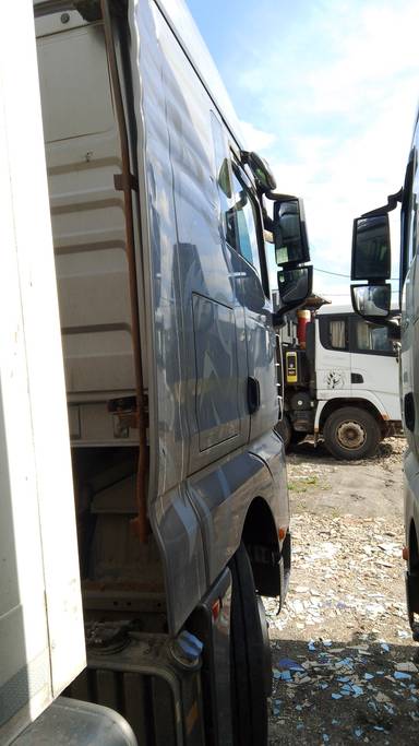 Sitrak C7H 4x2 ZZ4186V361HE