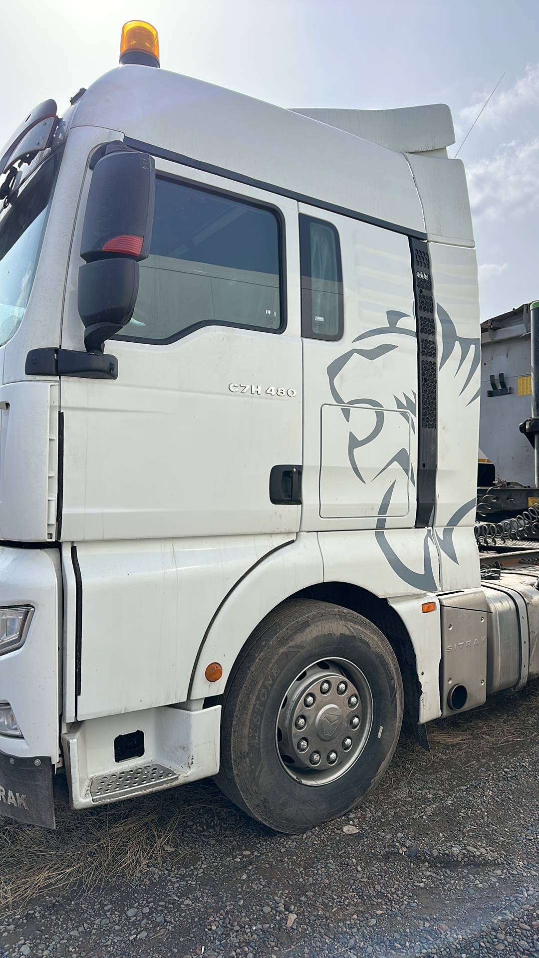 Sitrak С7Н 6×4 ZZ4256V364HE,  251 010 км, 2023 года в лизинг
