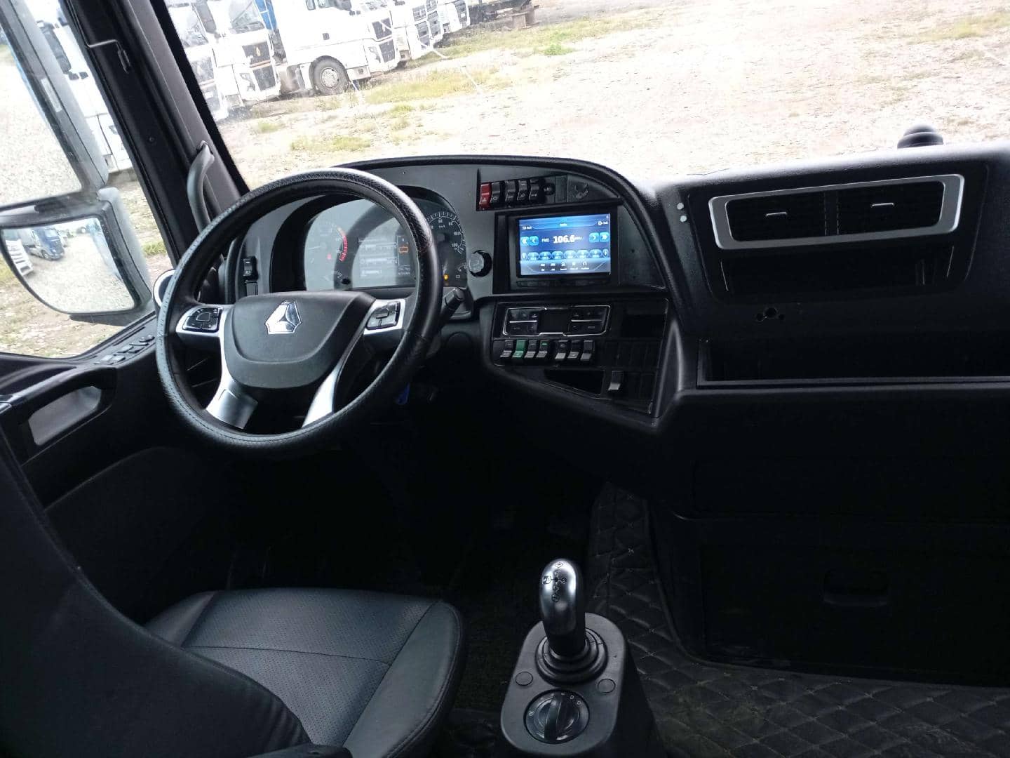 Sitrak C7H 4x2 ZZ4186V361HE,  787 369 км, 2022 года в лизинг