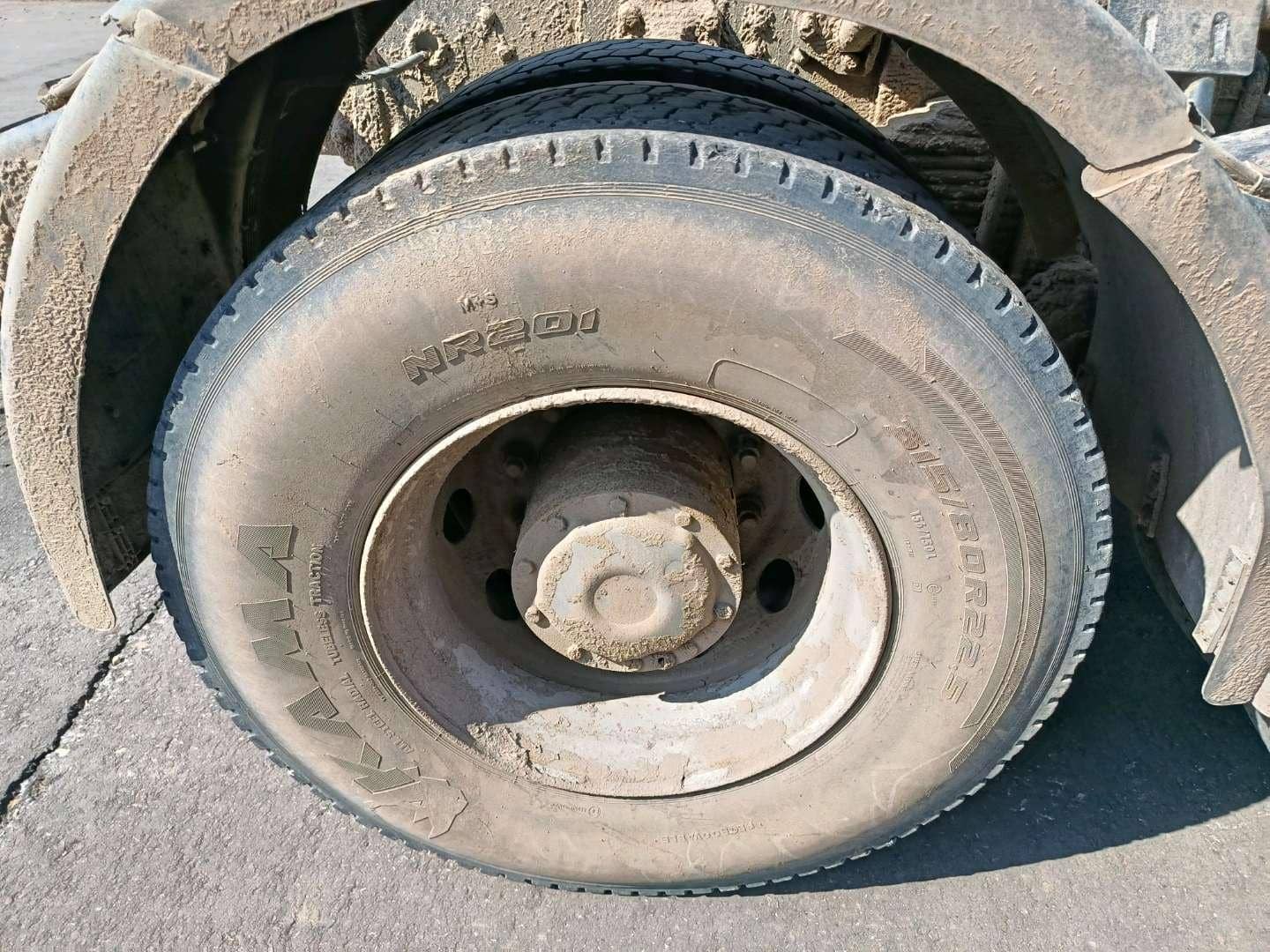 Shacman SX42584V324,  126 995 км, 2023 года в лизинг