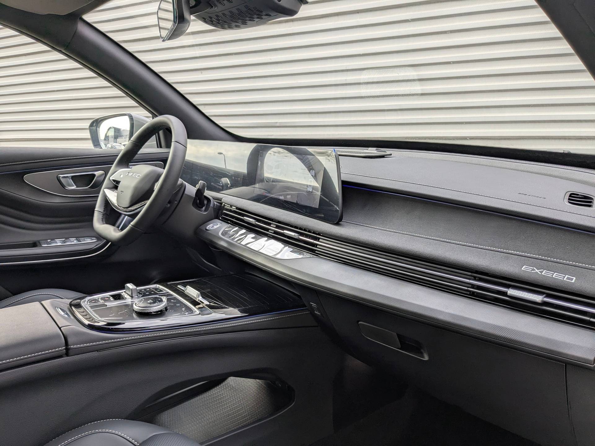 EXEED LX Premium 1.6T 7DCT 4WD