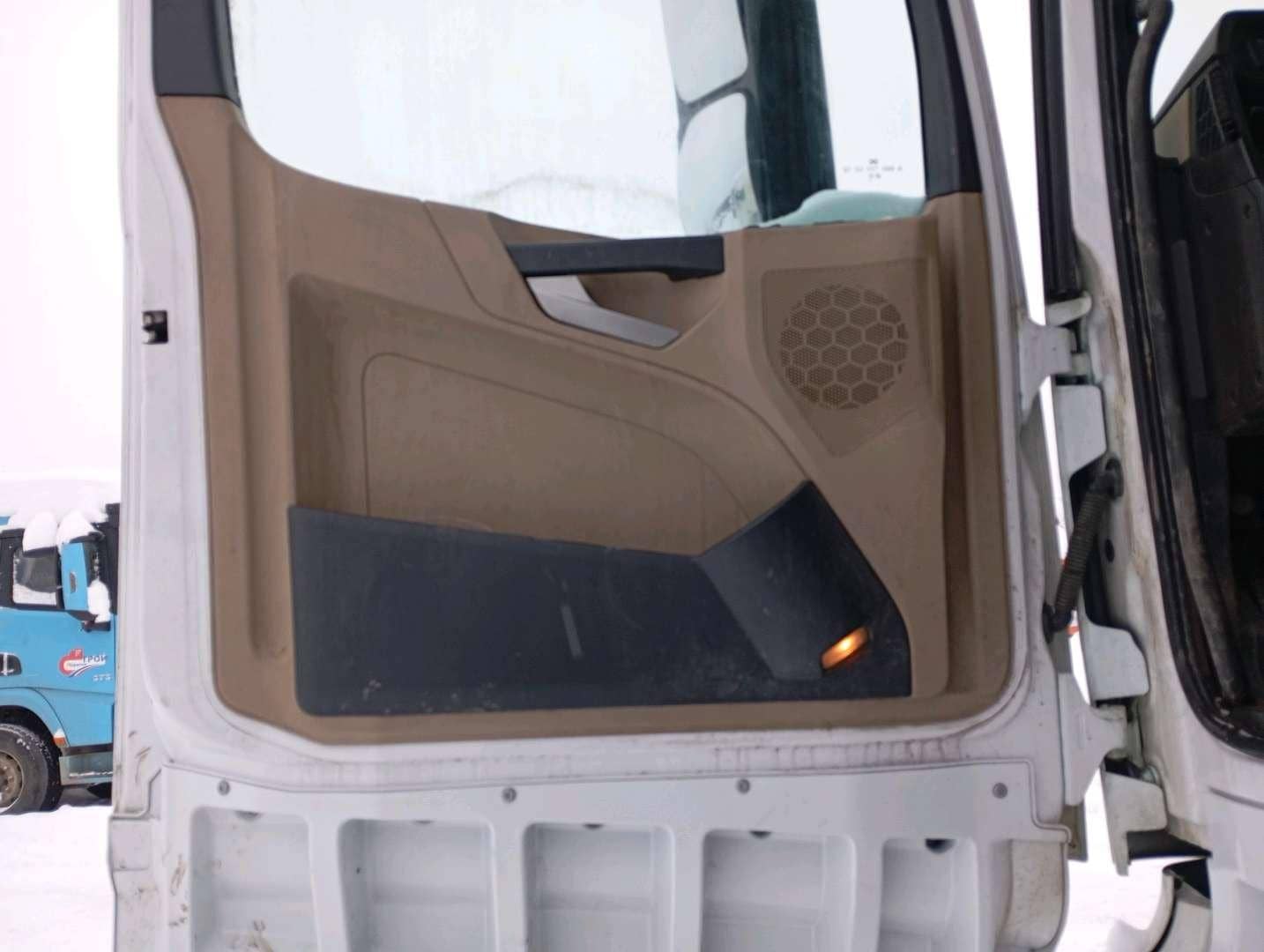 Mercedes-Benz Actros 1848 LS,  162 453 км, 2023 года в лизинг