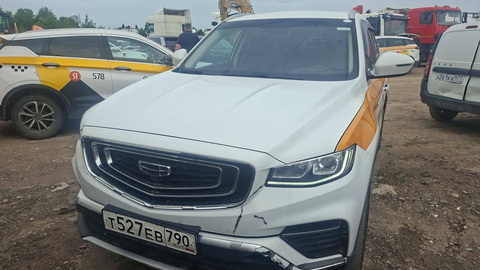 Geely Atlas Pro