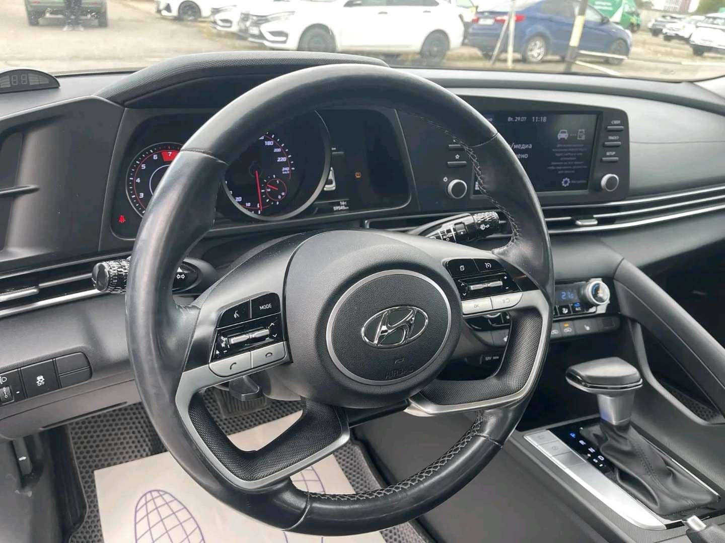 Hyundai Elantra,  59 545 км, 2021 года в лизинг