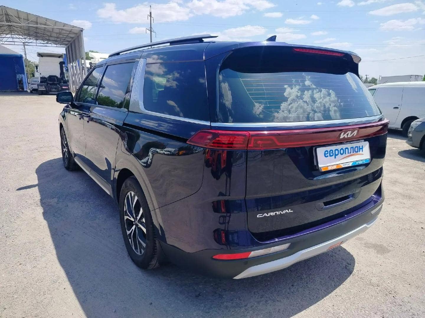 KIA Carnival,  92 366 км, 2022 года в лизинг