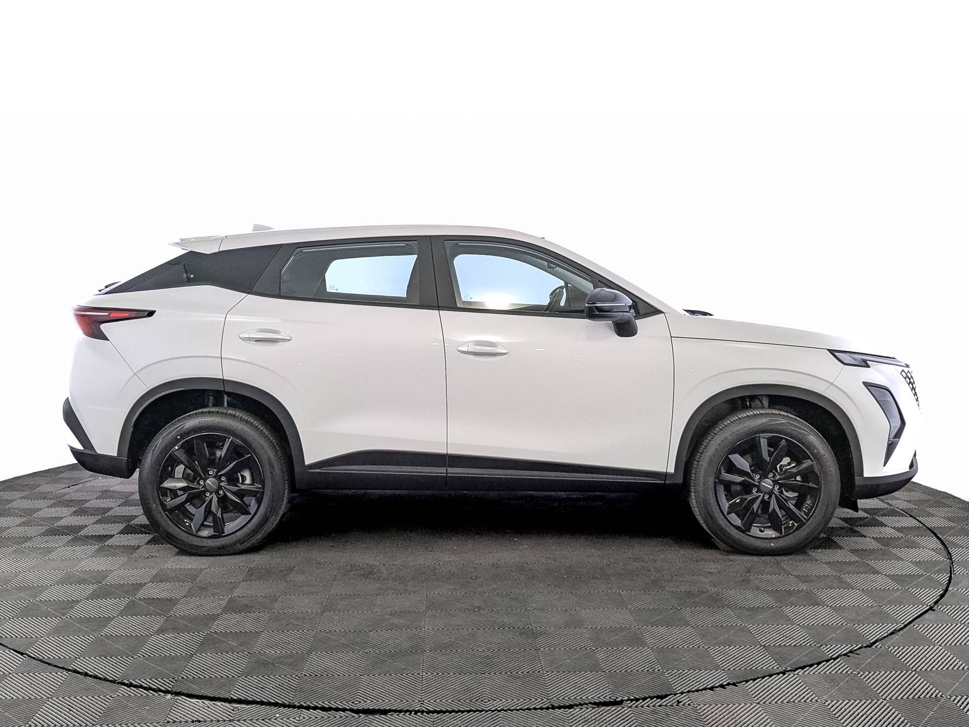 OMODA C5 Drive 1.6 DCT 4WD FL