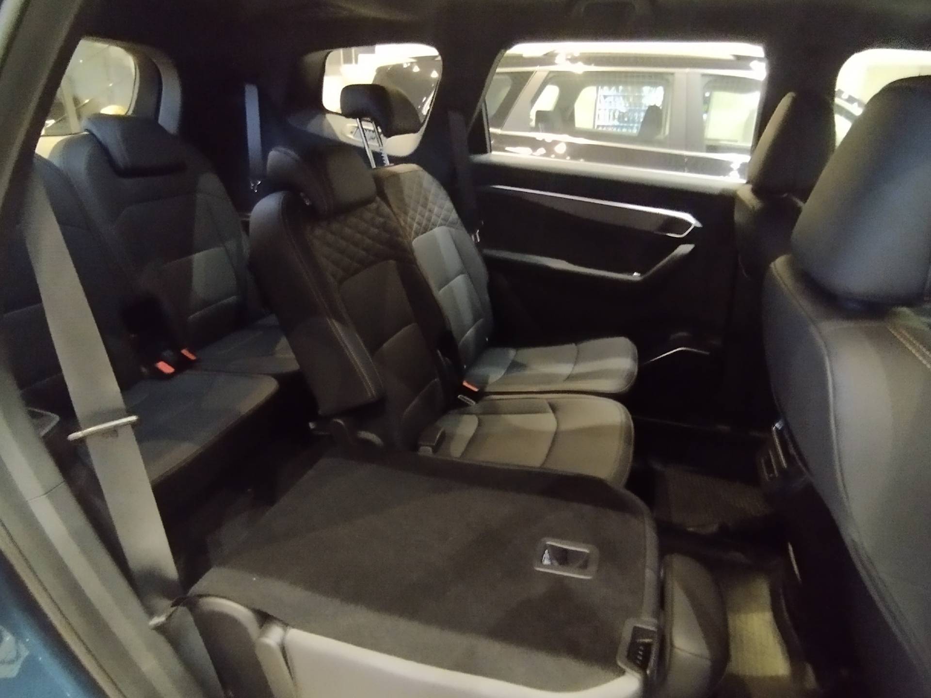 Geely Okavango Flagship 2.0T 7DCT 2WD