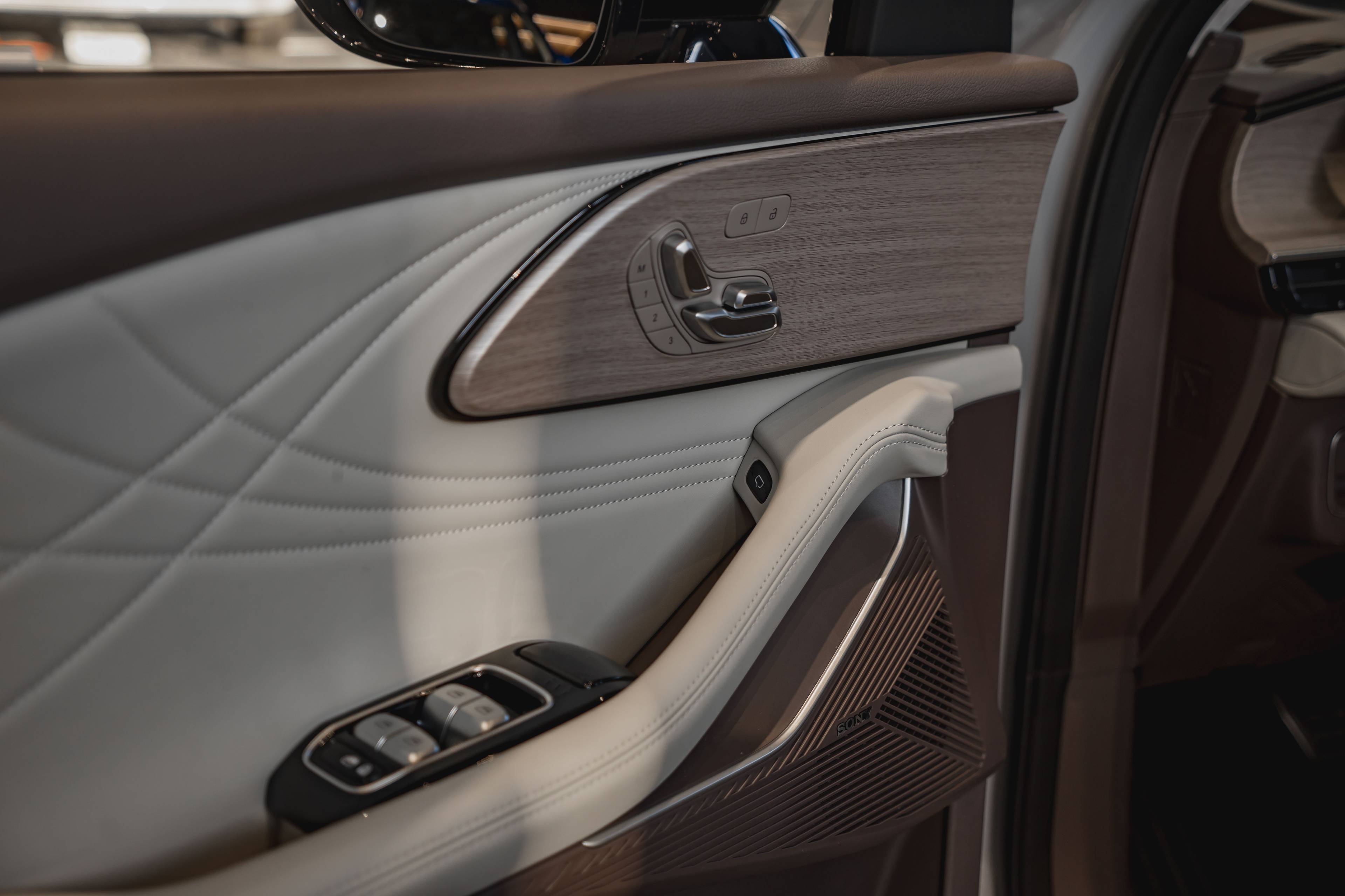 EXEED RX Премиум 2.0Т АТ полный привод (Premium)