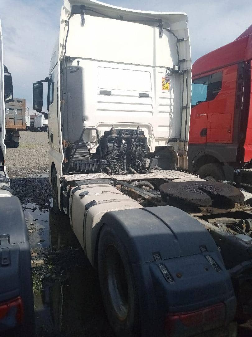 MAN TGX 18.500 4X2 LLS,  883 512 км, 2019 года в лизинг