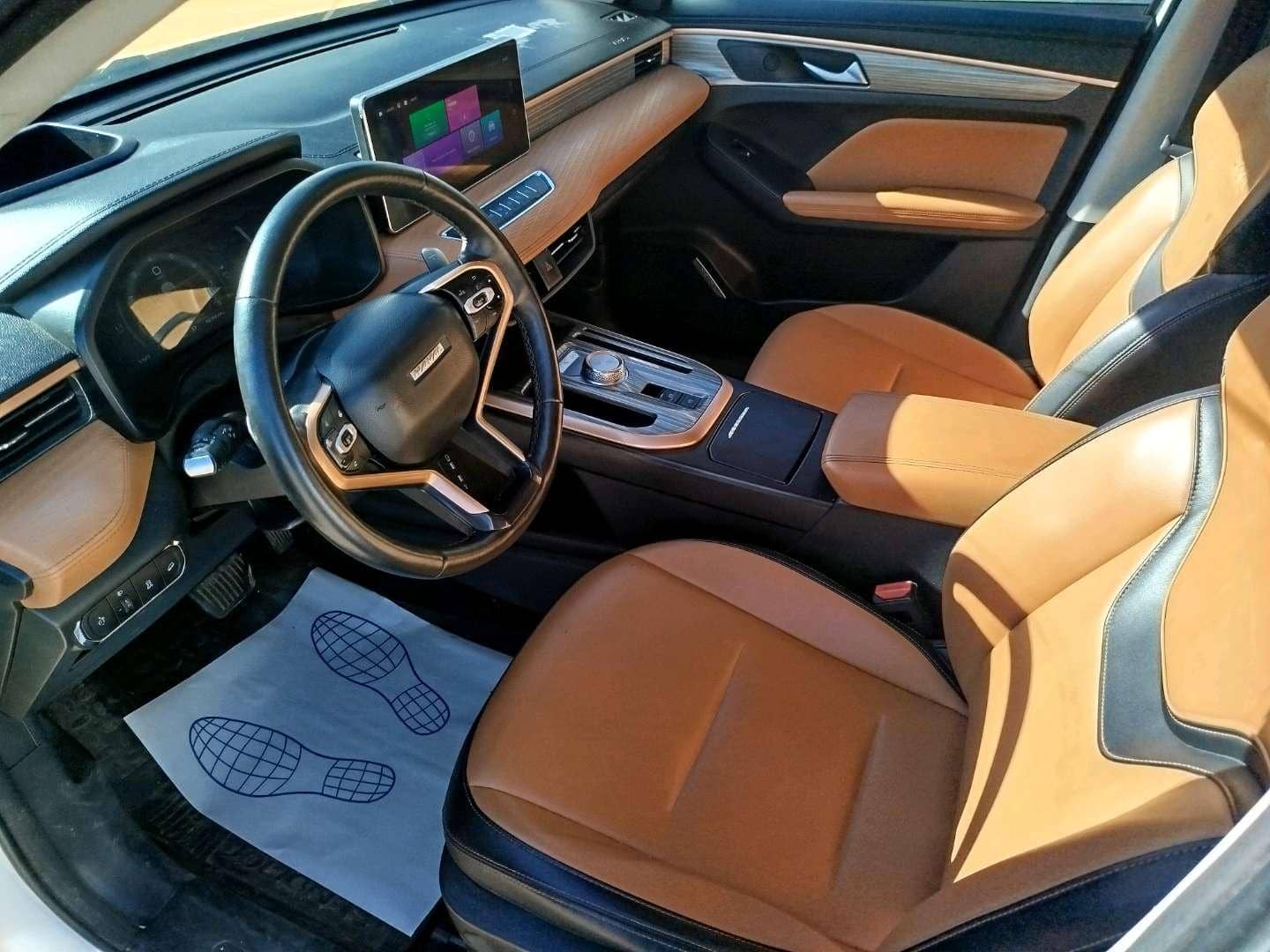 Haval Jolion,  249 692 км, 2023 года в лизинг