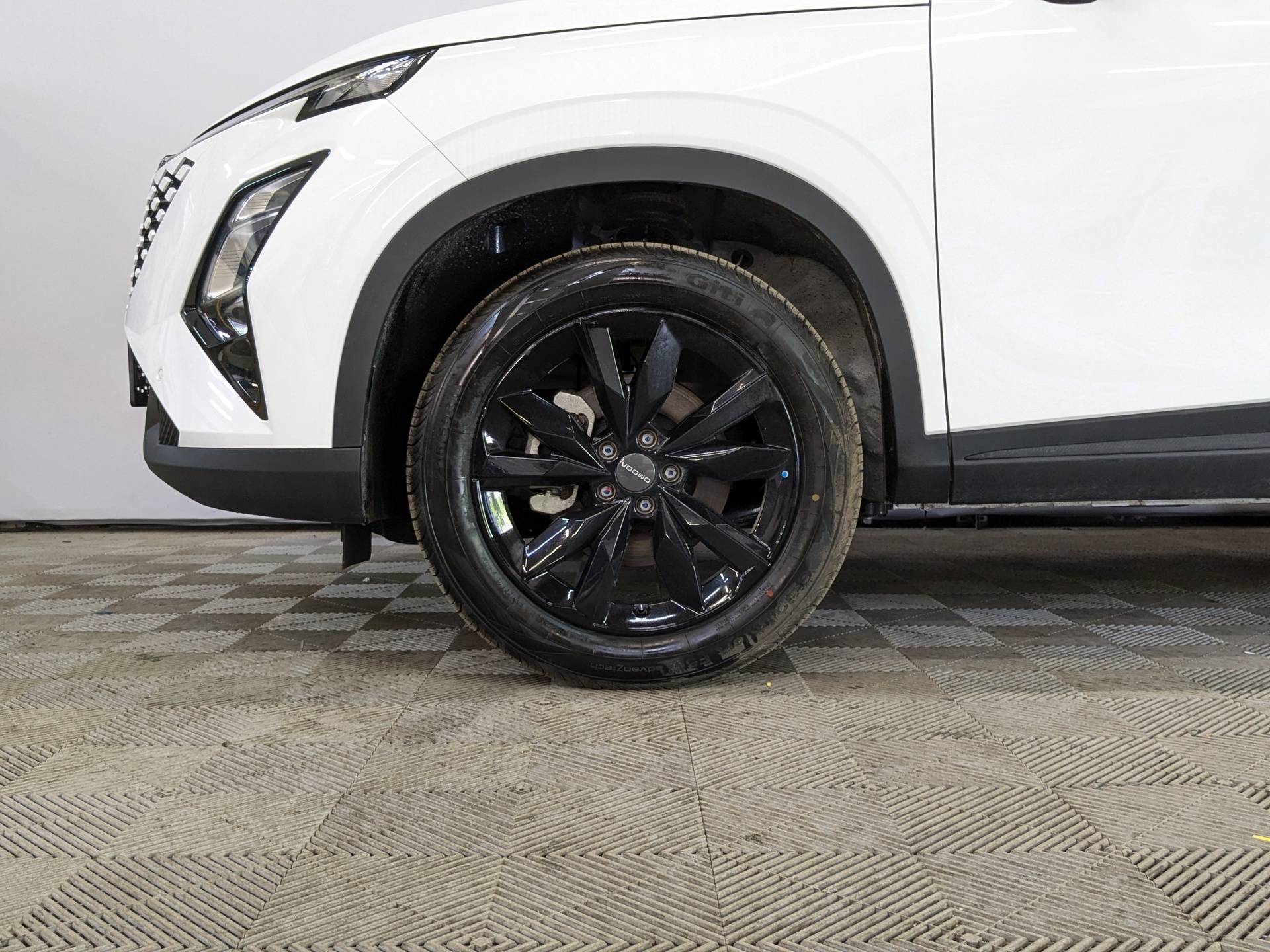 OMODA C5 1.6T DCT Active 4WD FL