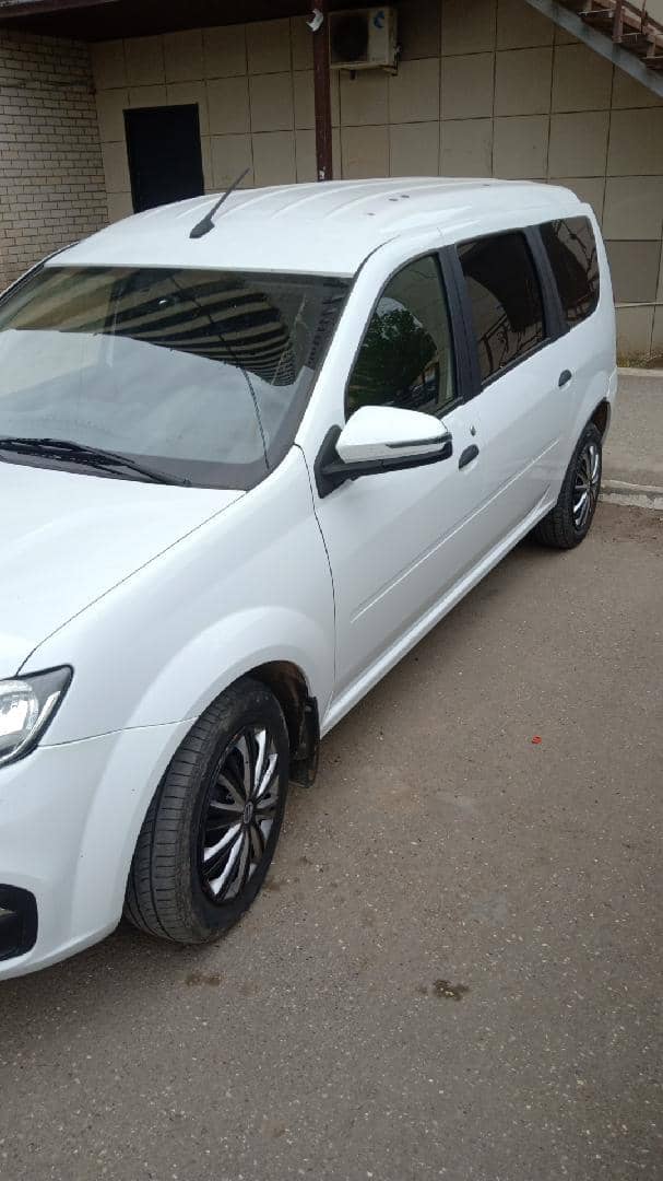 Lada Largus универсал,  67 694 км, 2024 года в лизинг