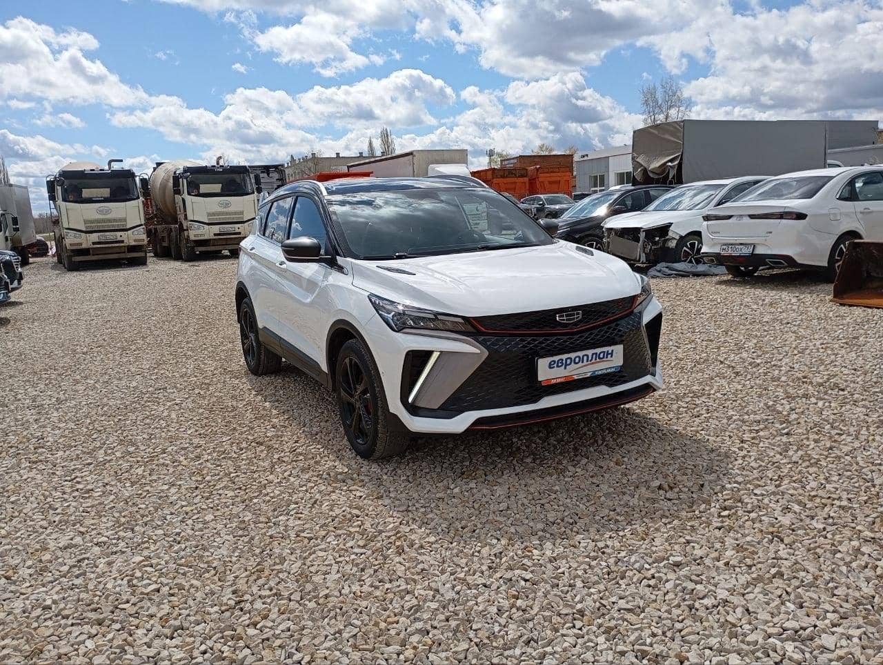 Geely Coolray,  75 773 км, 2024 года в лизинг