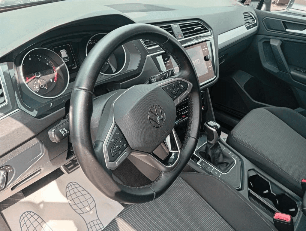 Volkswagen Tiguan,  54 900 км, 2021 года в лизинг