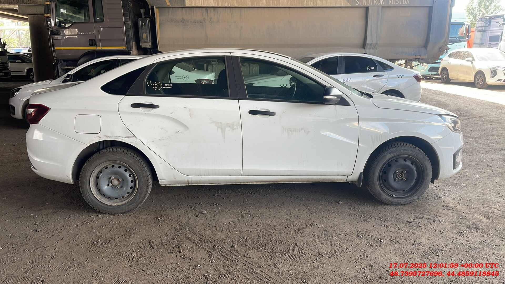 Lada Vesta седан,  64 798 км, 2023 года в лизинг