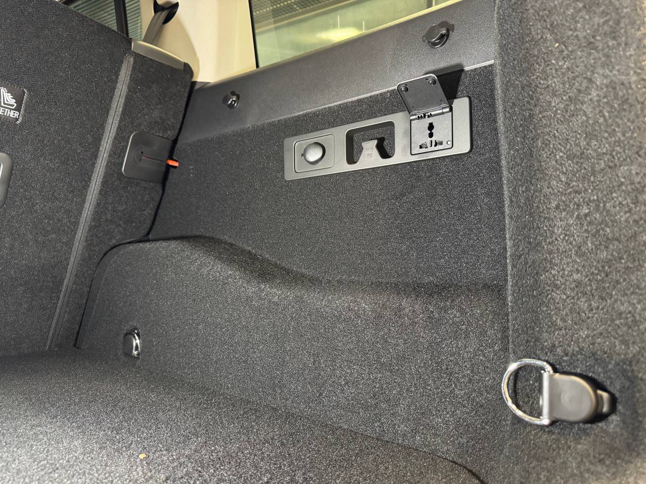Tank 300 City Premium 2.0 8AT 4WD