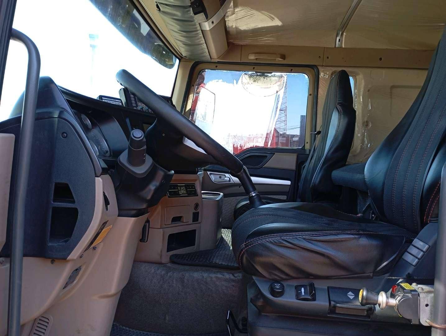 HOWO ZZ3256V384GE 6x4,  155 634 км, 2023 года в лизинг