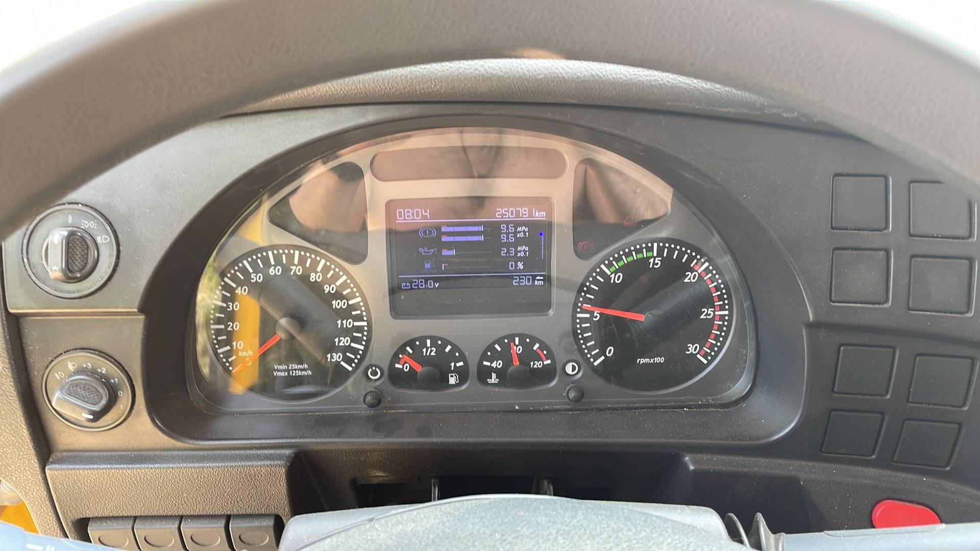 HONGYAN CQ3346HV35,  250 791 км, 2022 года в лизинг