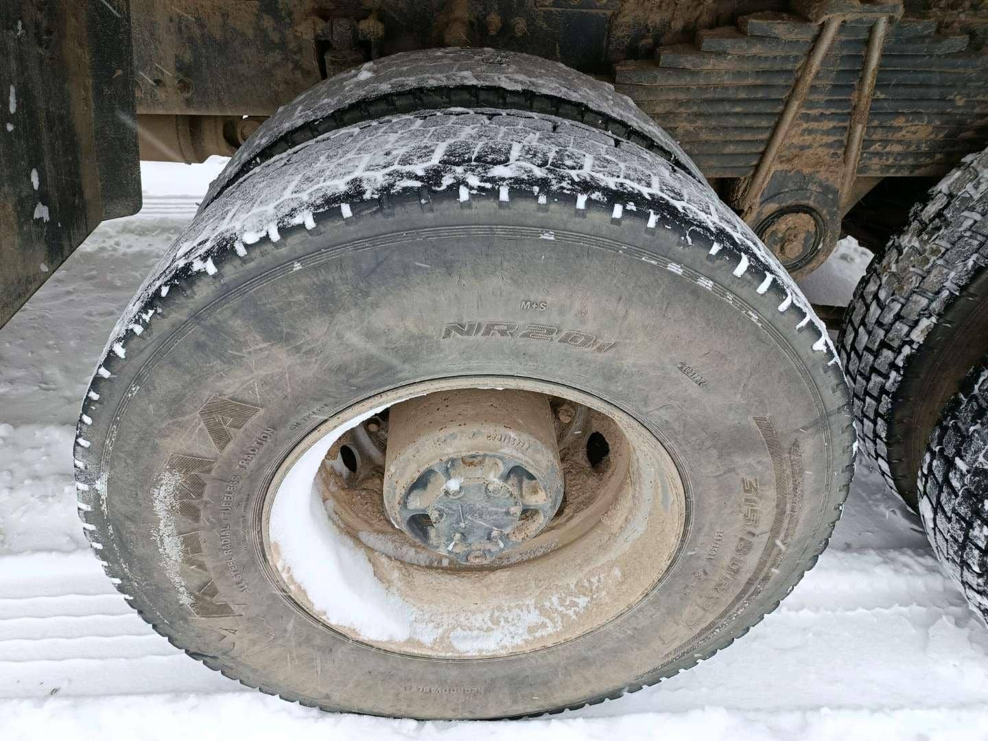 Volvo FM 420 8x4 (FMX),  345 129 км, 2022 года в лизинг
