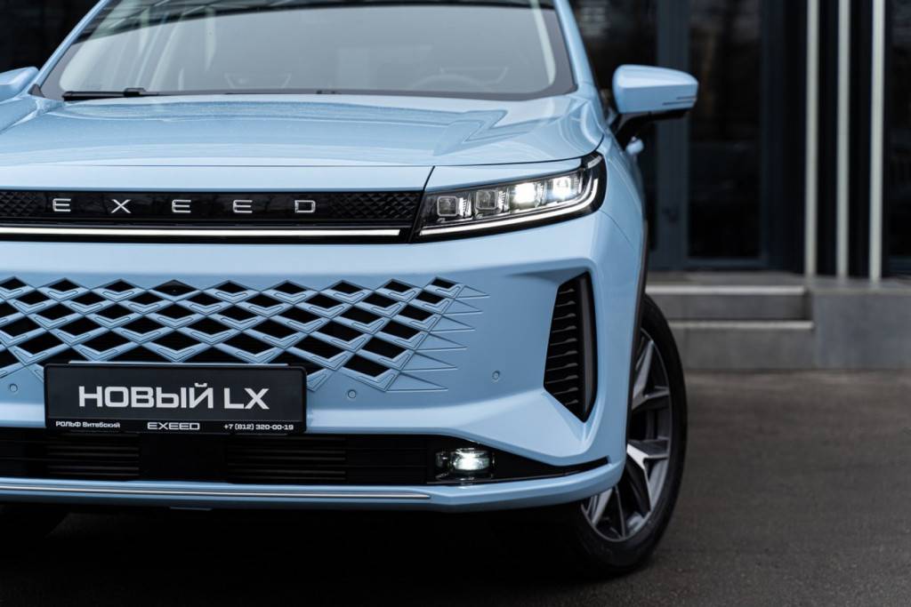 EXEED LX Premium 1.6T 7DCT