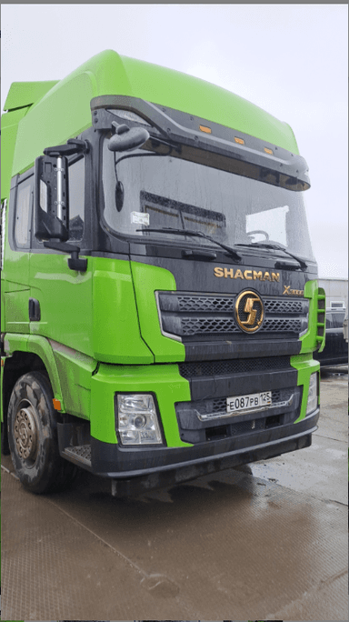 Shacman SX42584W324C