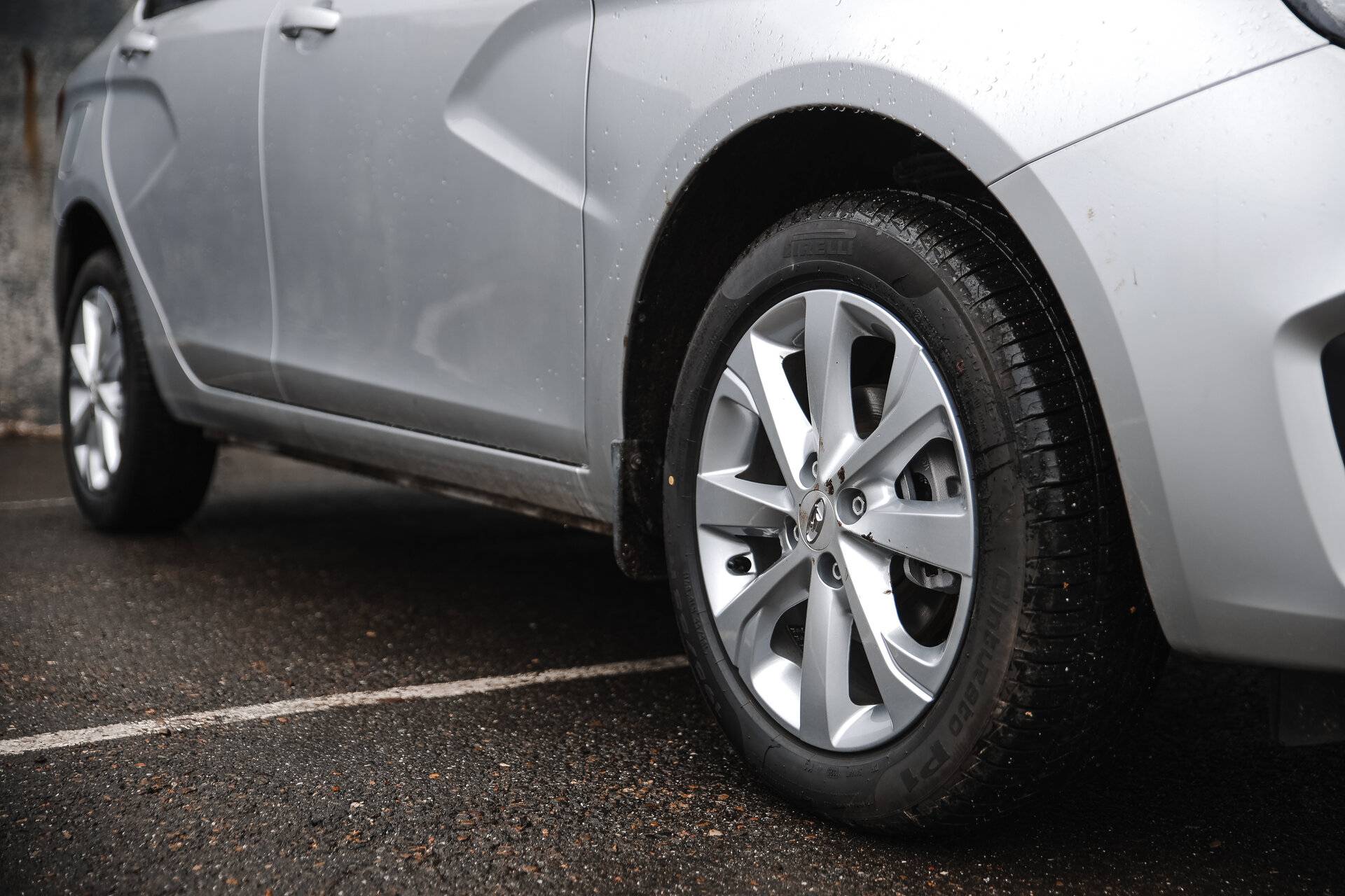 Lada Vesta седан Enjoy 24 1.8 122hp AT