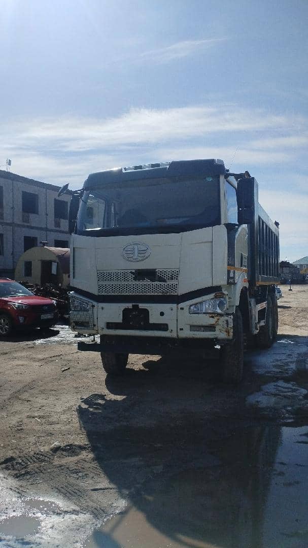 FAW CA3250P66K24L1TE5 6x6,  160 000 км, 2023 года