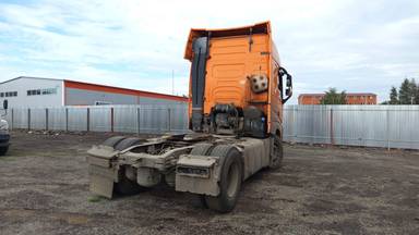 Volvo FH 460 4x2 (FH Globetrotter)