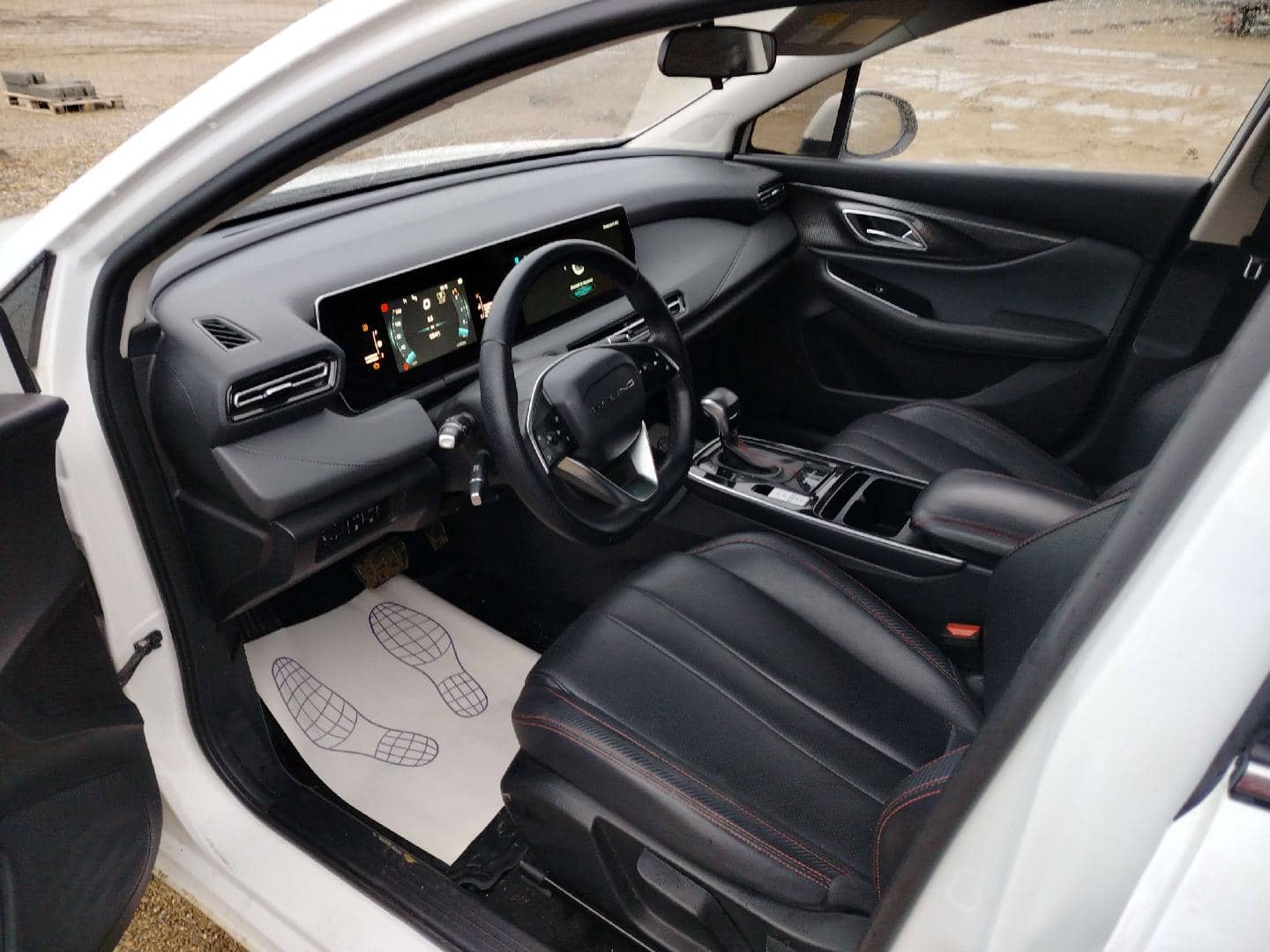 BAIC Ю5 Плюс (U5 Plus),  126 471 км, 2023 года в лизинг