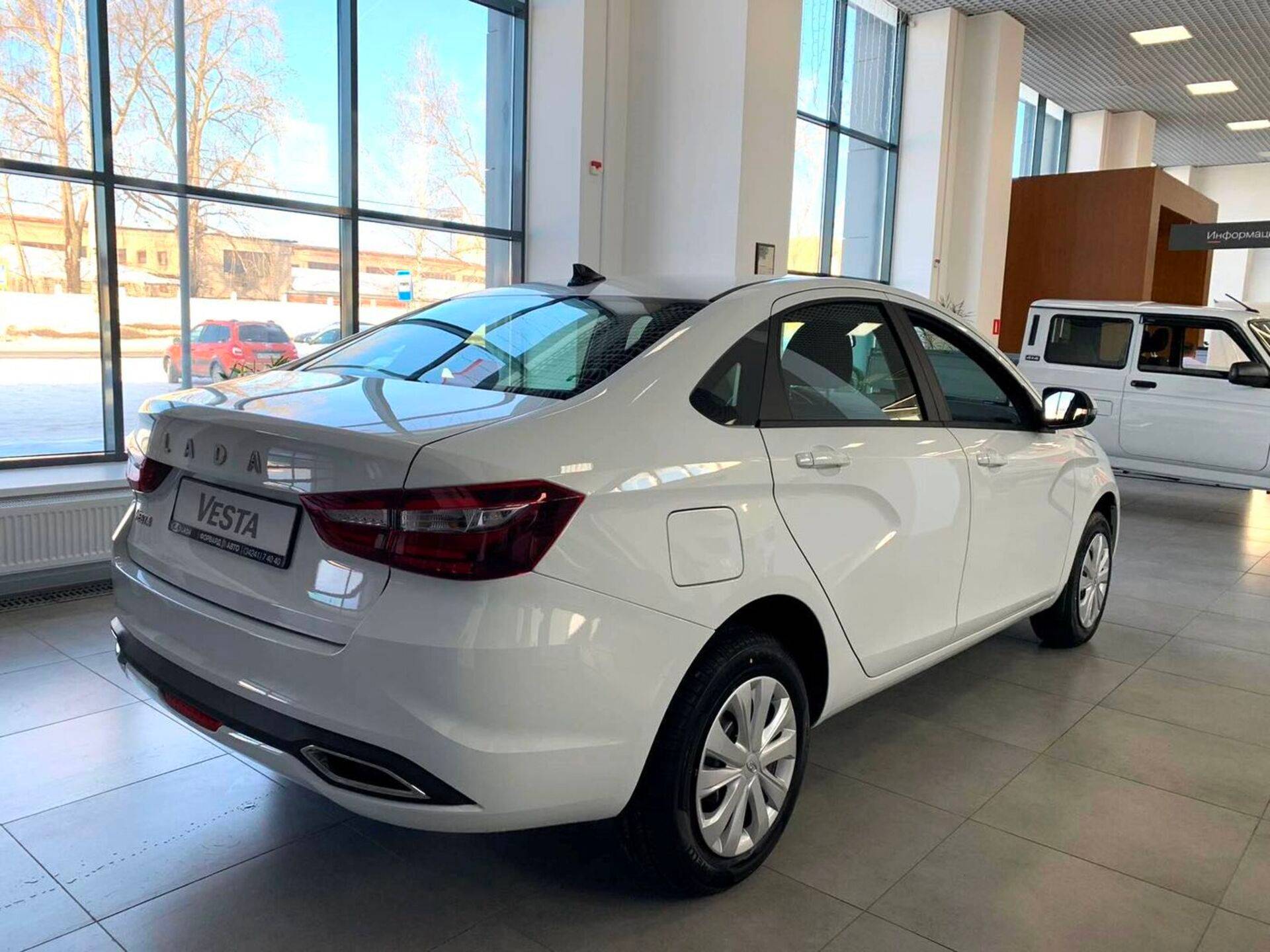 Lada Vesta седан Life 24 1.6 106hp AT