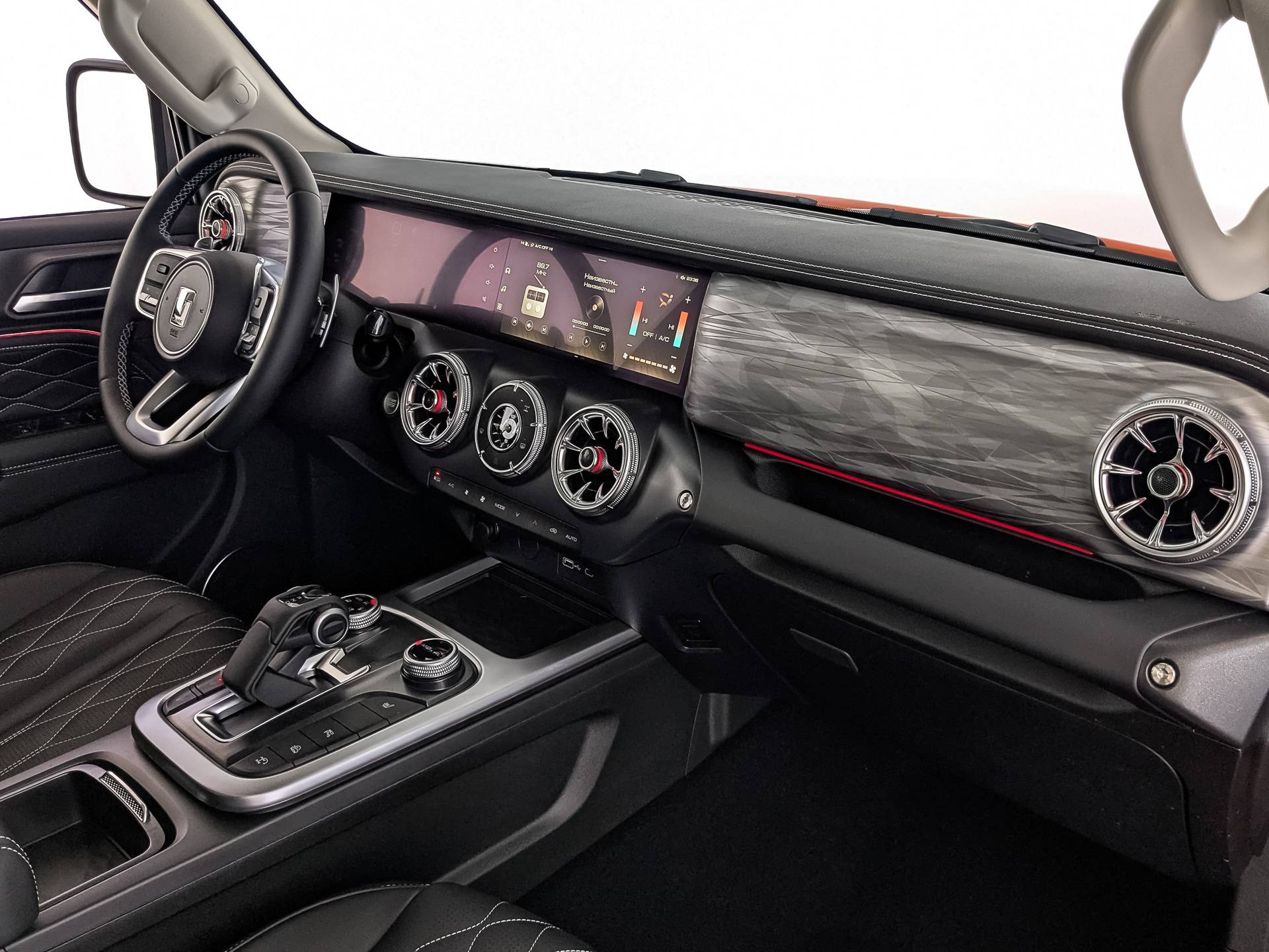 Tank 300 City Adventure 2.0 8AT 4WD