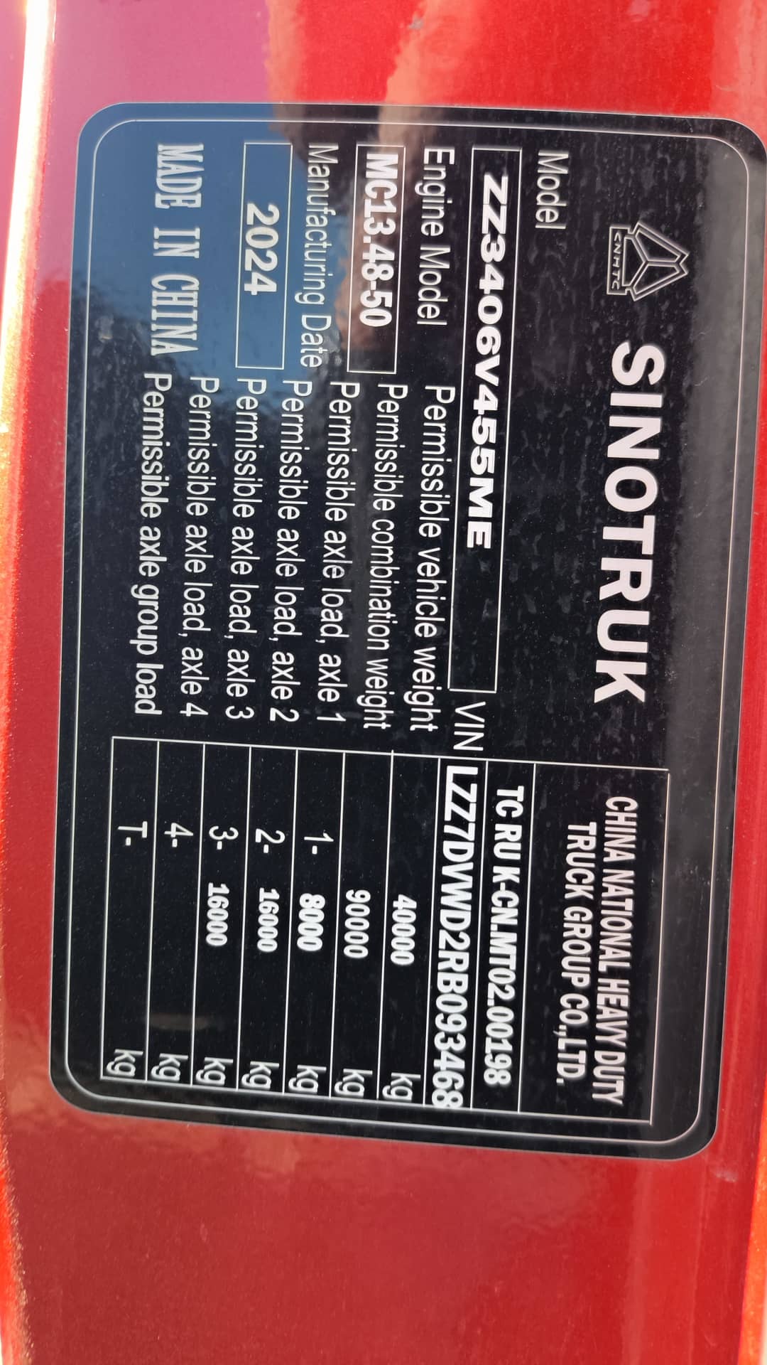 Sitrak ZZ3406V455ME,  108 300 км, 2024 года в лизинг