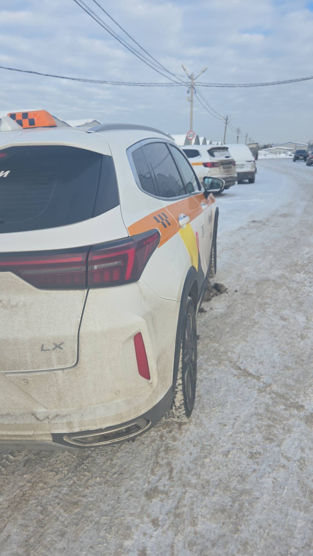 EXEED LX,  154 286 км, 2023 года в лизинг