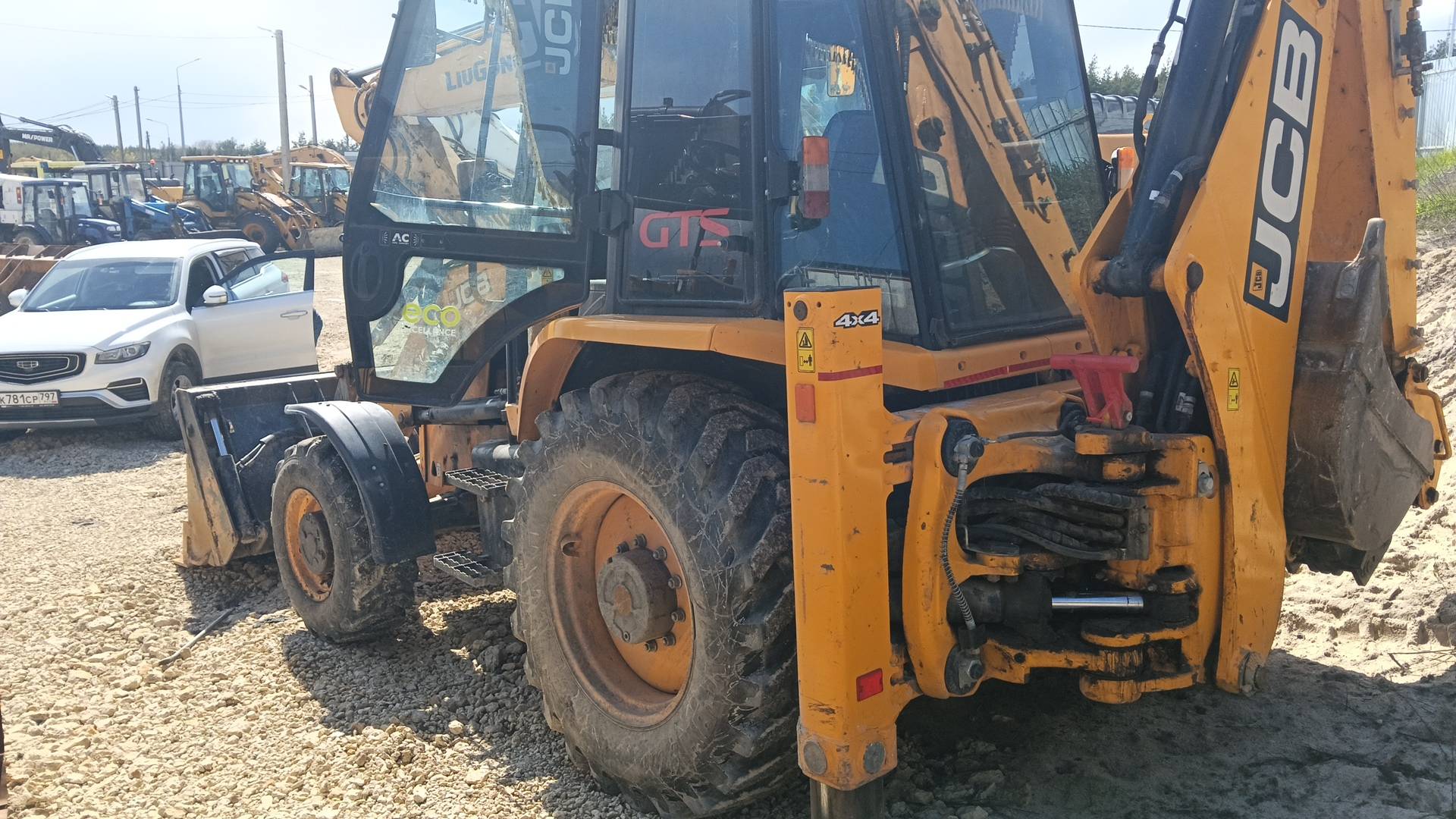 JCB 3DX, 2024 года в лизинг