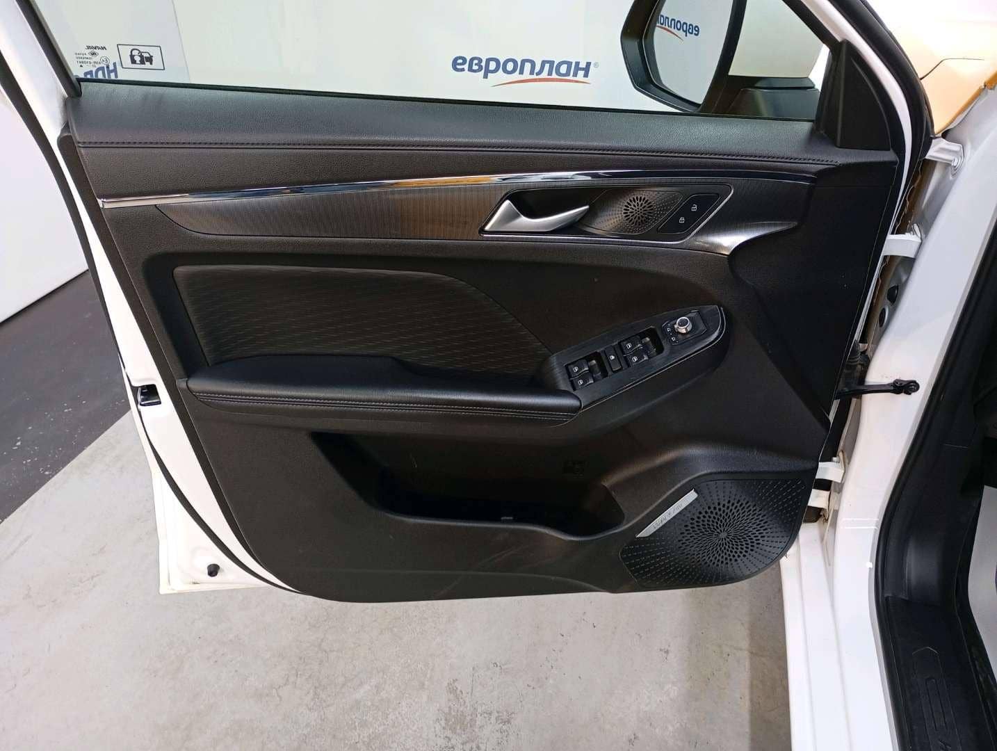 Haval Jolion,  218 811 км, 2023 года в лизинг