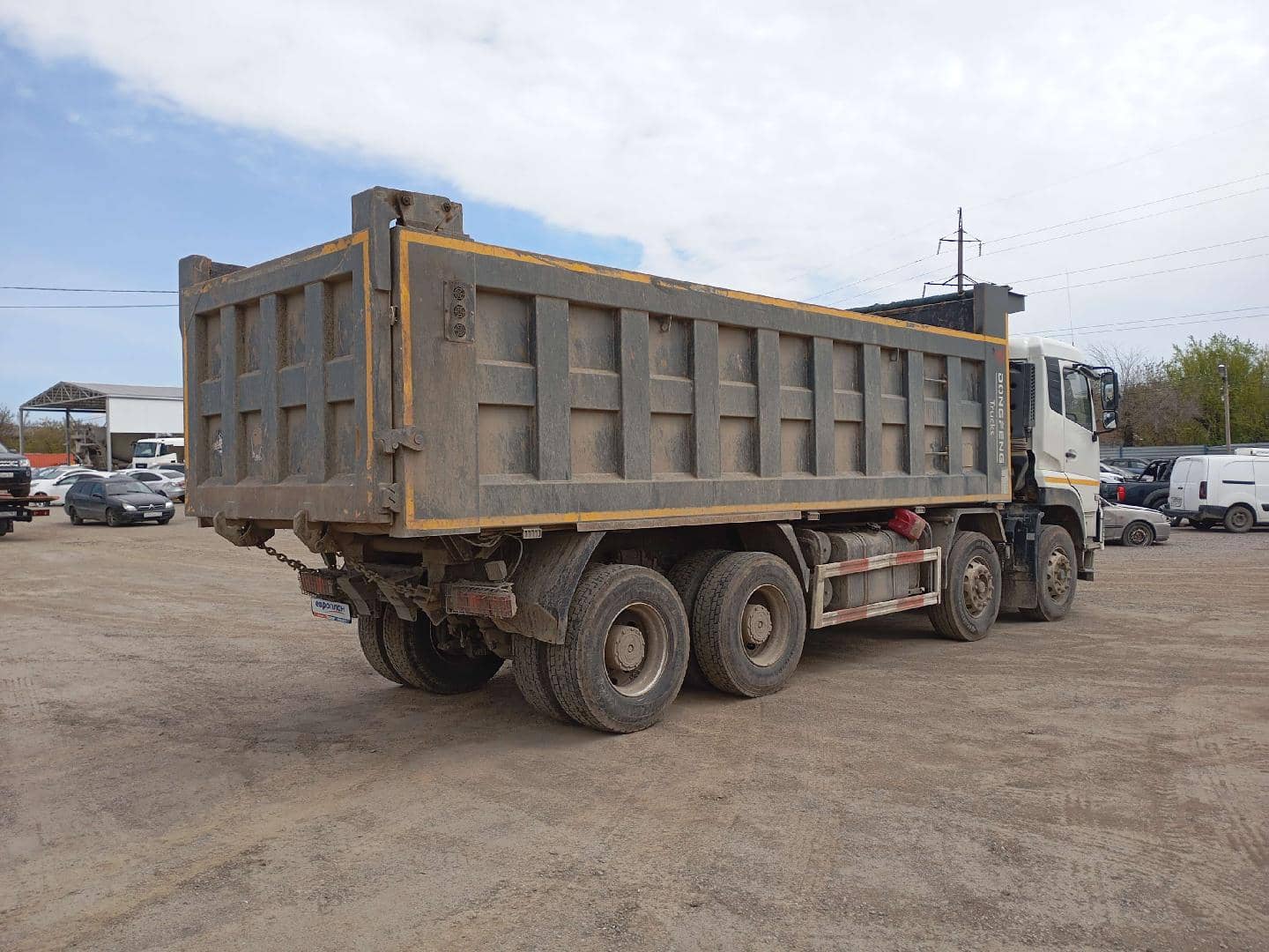 DongFeng DFH 3440 A 80 8x4,  140 518 км, 2023 года в лизинг