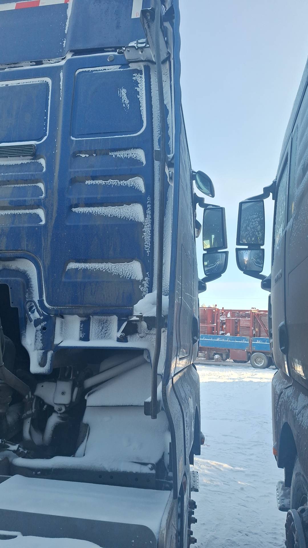 Sitrak С7Н 6×4 ZZ4256V364HE,  32 493 км, 2024 года в лизинг