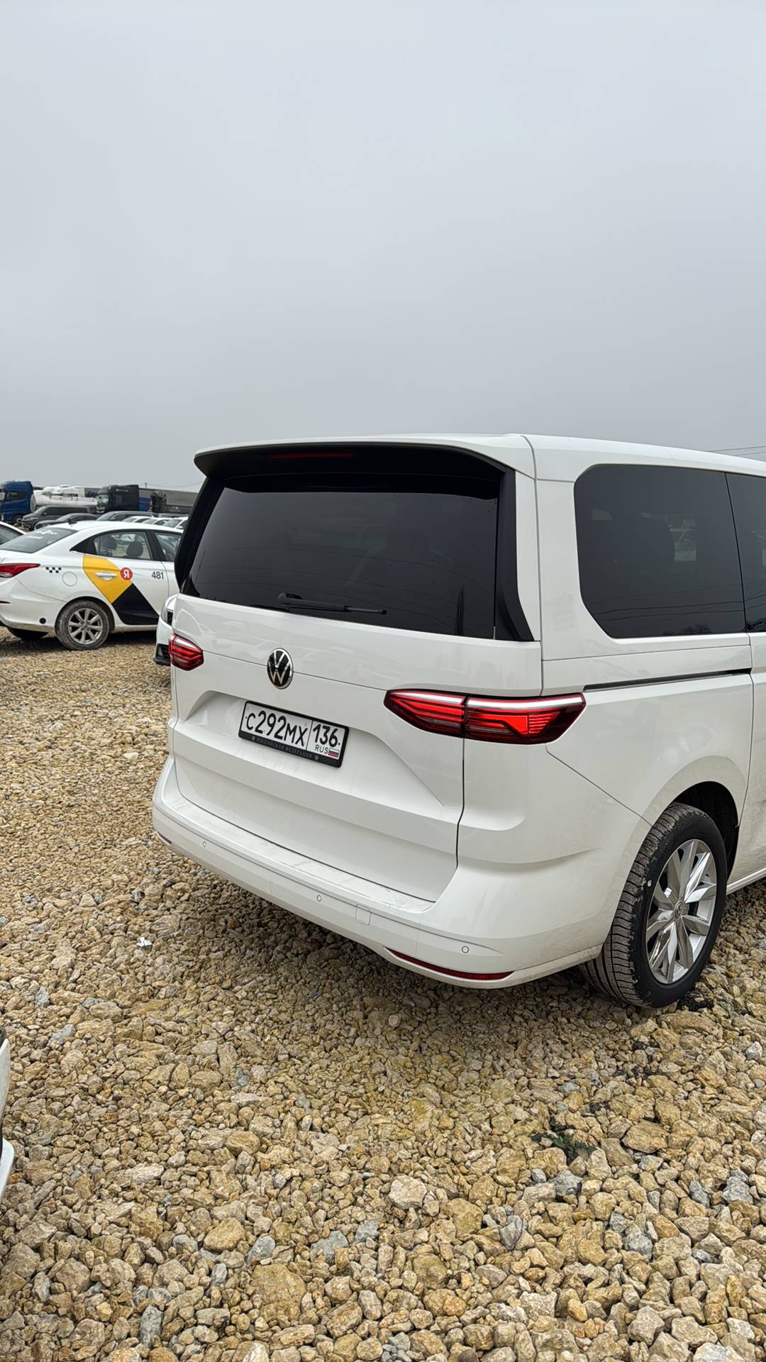 Volkswagen Multivan,  83 889 км, 2022 года в лизинг