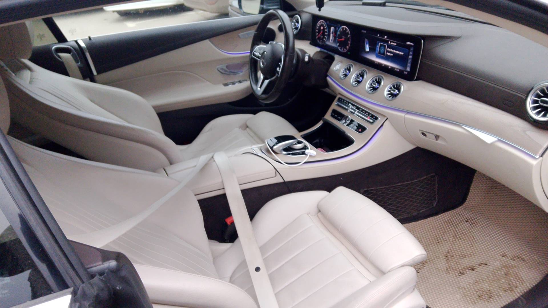 Mercedes-Benz E купе,  97 665 км, 2020 года в лизинг