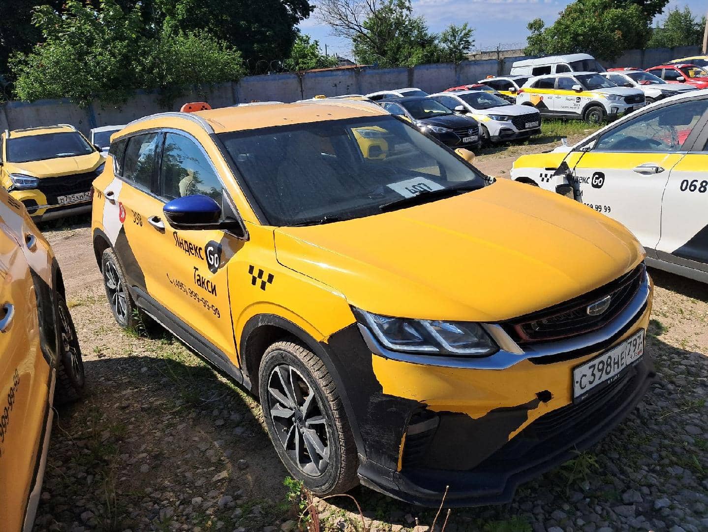 Geely Coolray,  165 047 км, 2023 года в лизинг