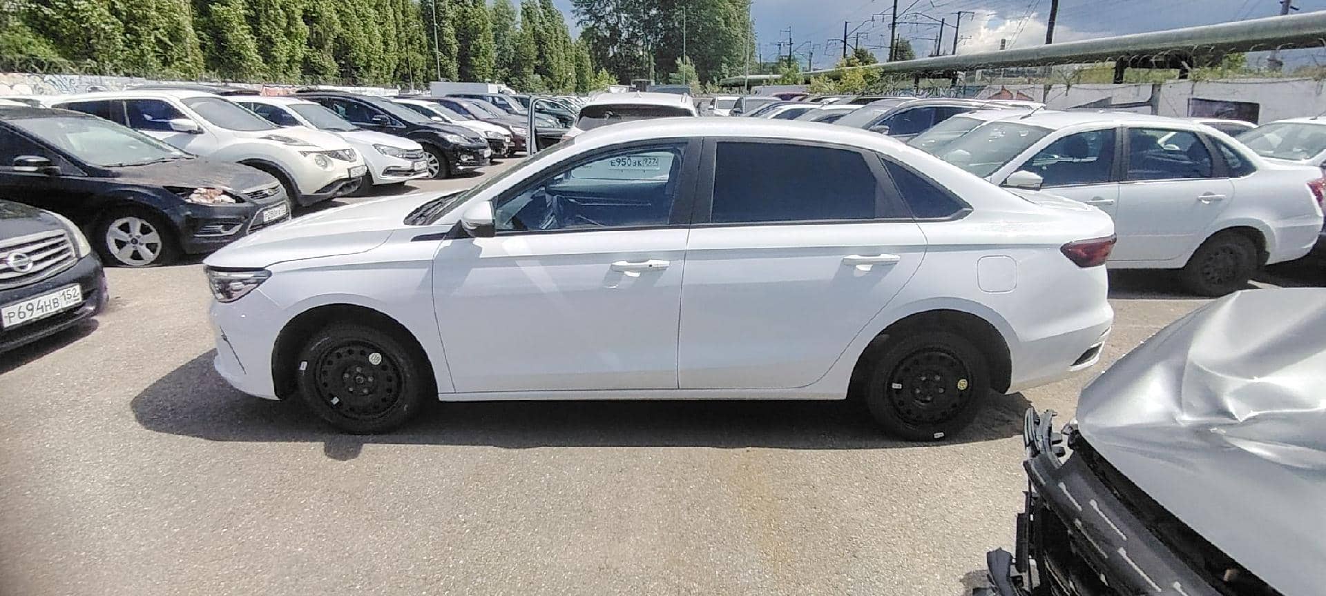 Geely Emgrand,  100 000 км, 2023 года в лизинг