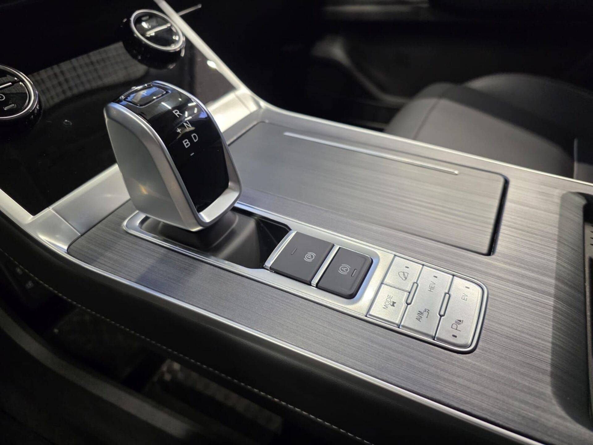 Chery Tiggo 7 PRO Plug-in Hybrid Ultimate 1.5T Hybrid 235 DHT