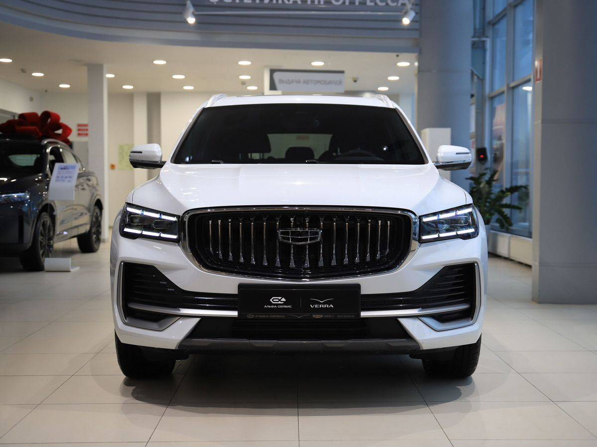 Geely Monjaro Luxury 2.0T (238 hp) 8AT 4WD