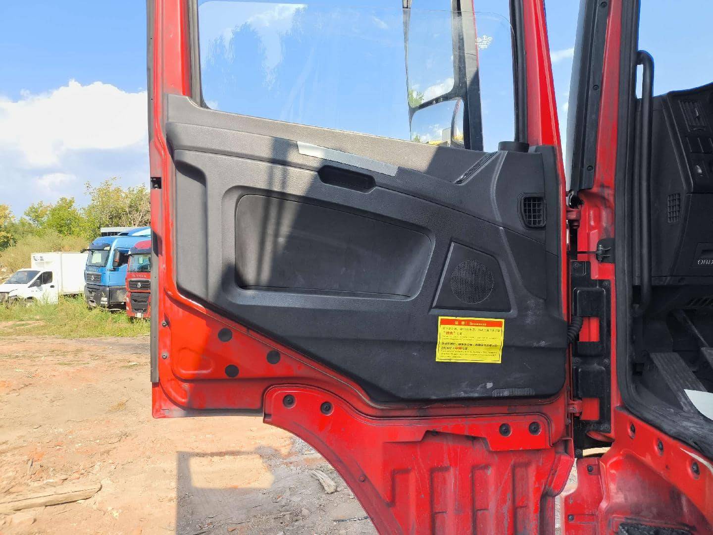 Shacman SX33186W366C,  159 088 км, 2022 года в лизинг