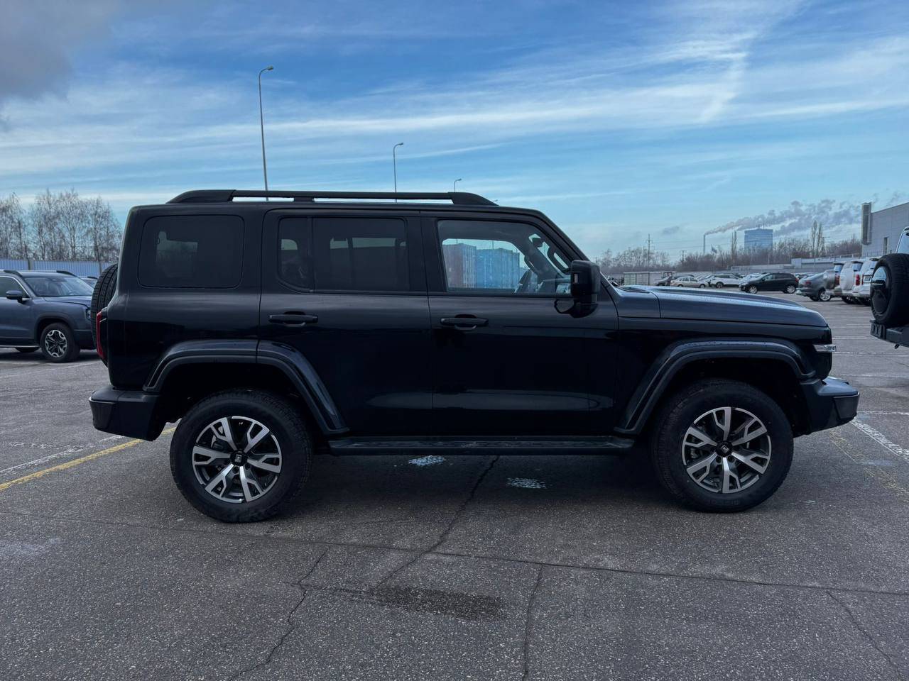 Tank 300 City Adventure 2.0 8AT 4WD