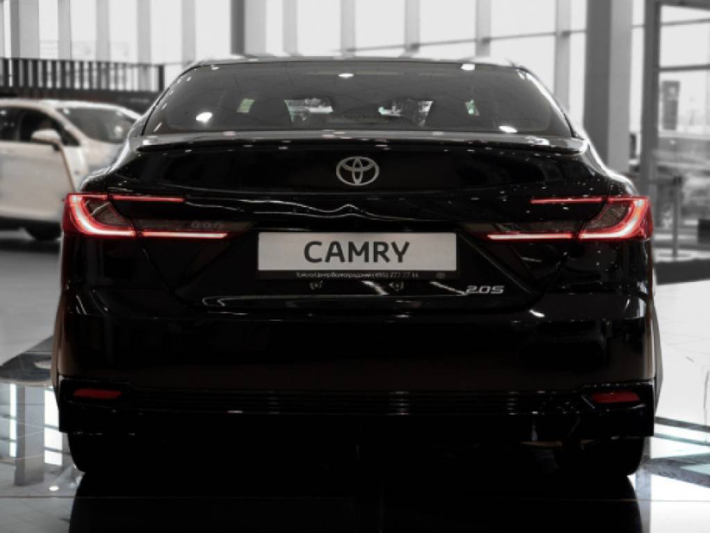 Toyota Camry 2.0S Sports Edition